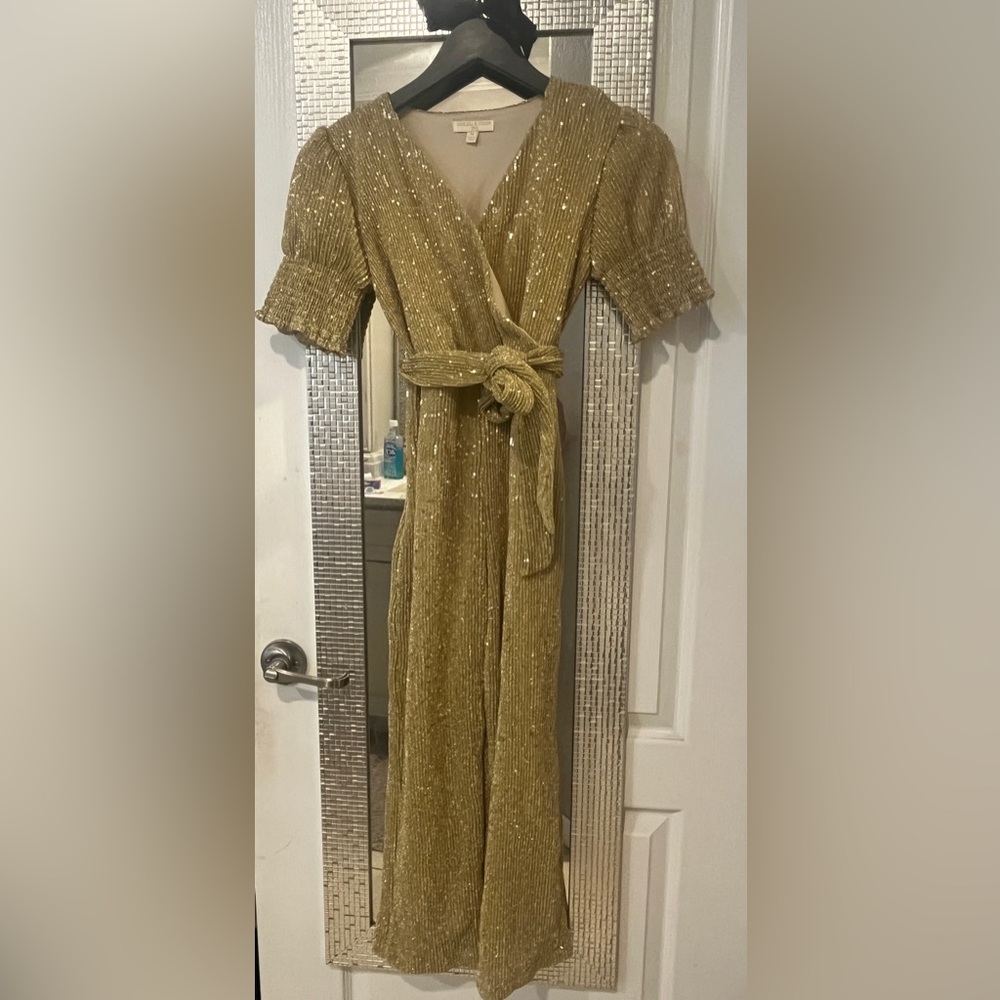 EUC Girls Chelsea & Violet Elegant Gold Sequin Wrap Jumpsuit Size Medium